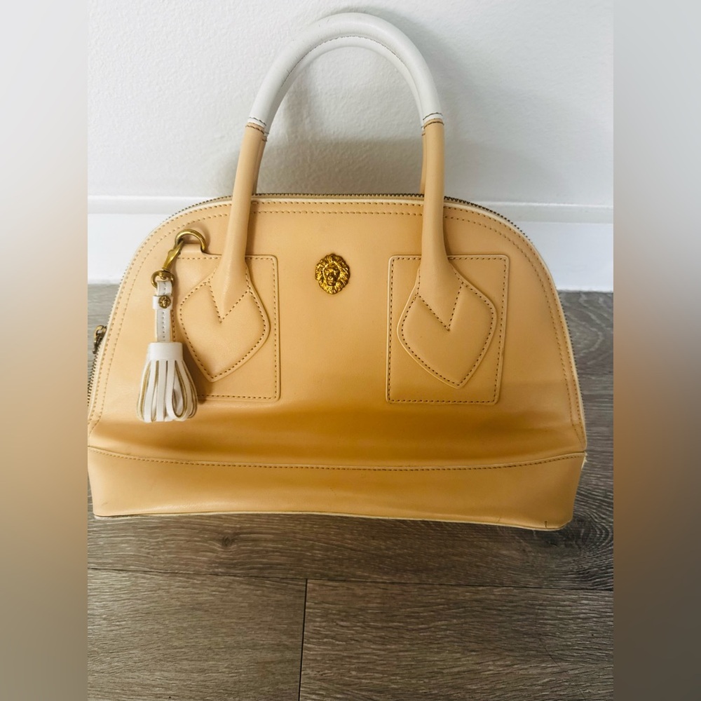 💥 $10 DEAL! 💥 Anne Klein Beige Yellow Domed Satchel Bag Lion Logo Purse💛